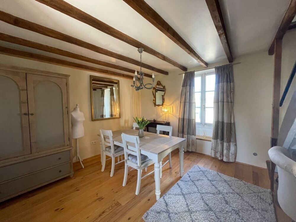 Vente Maison Maison de charme de 97 m2 habitable avec jardin plat de 1226 m2 Chateauponsac