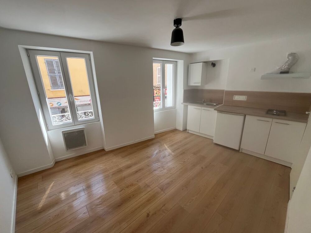Location Appartement Studio de 19m2 à louer sur Le Luc Le luc