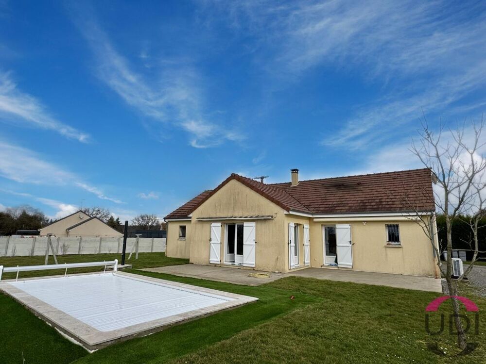 Beau pavillon avec piscine  115 m²  Commentry