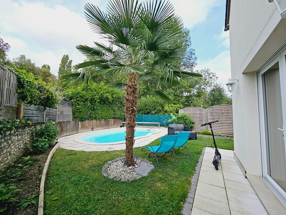 Vente Maison BOURGES MAISON 5 PIECES 88M² PISCINE JARDIN Bourges