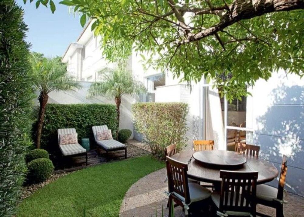 Vente Appartement 4 PIÈCES de 87m² + EXT(S) DE 54m²<br> + PKG(s) Saint germain en laye