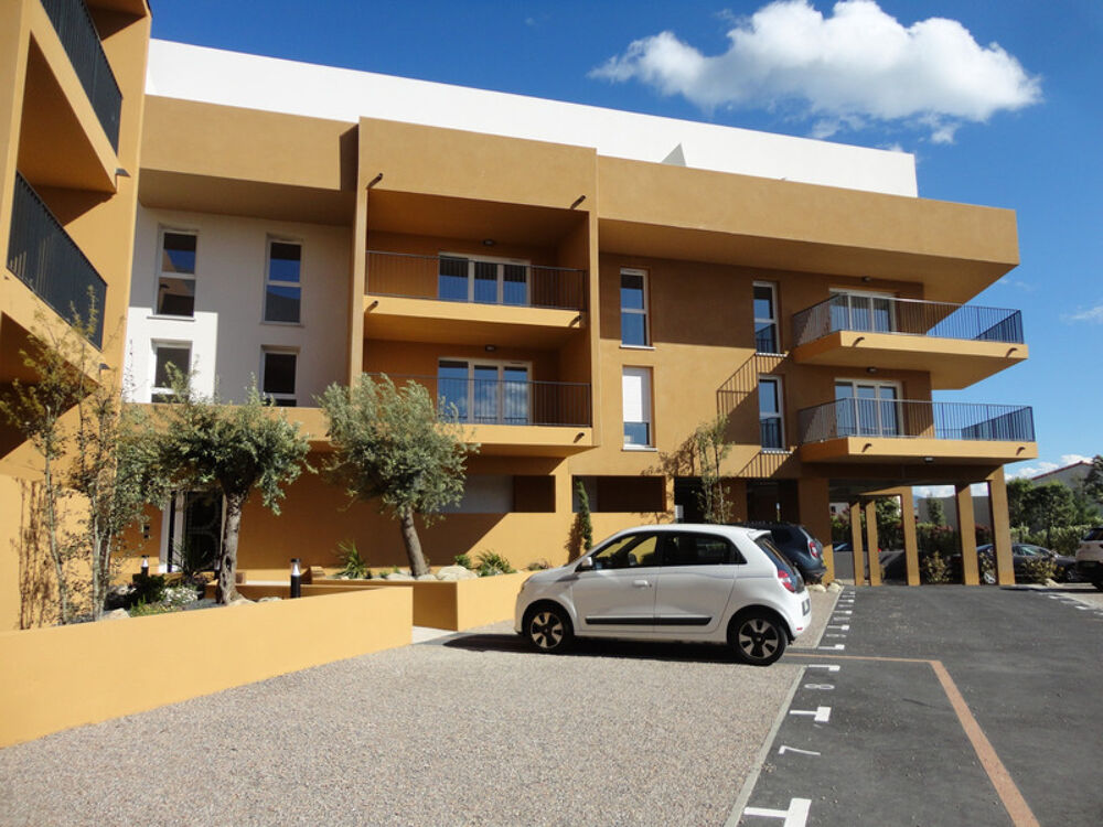 Dpt Pyrénées Orientales (66), à vendre POLLESTRES appartement T3 de 76.62 m² avec terrasse et stationnement en sous-