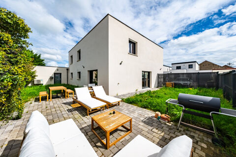   Maison à vendre 6 pièces GENLIS (21) Maison - 6 pièce(s) - 168 m²