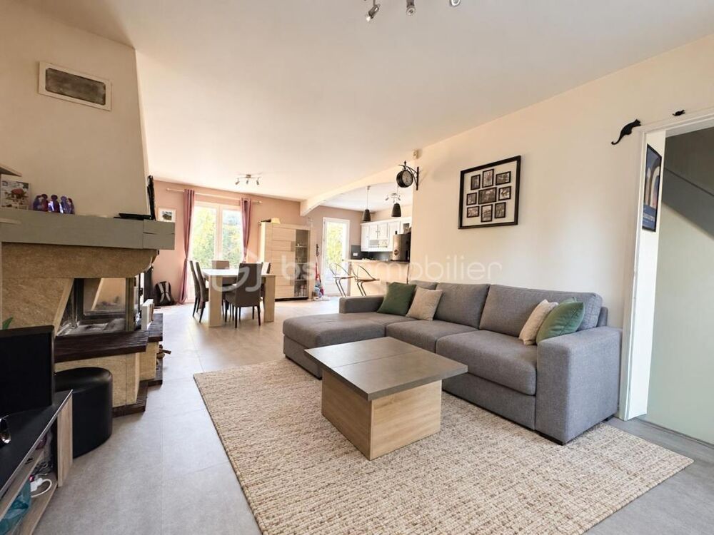 Vente Maison MAISON INDIVIDUELLE 3 CHAMBRES / Savigny bourg limitrophe Cesson Savigny le temple