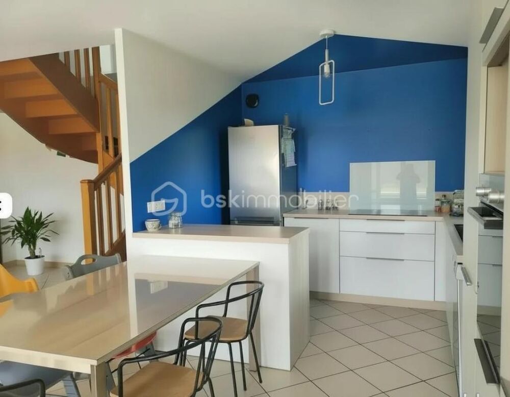 Vente Maison Havre de paix à la campagne – maison en pierre avec 3 chambres Meneac