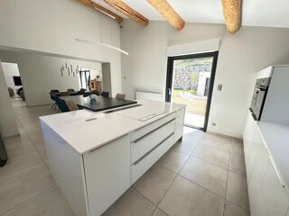  Maison � vendre 6 pi�ces 300 m�