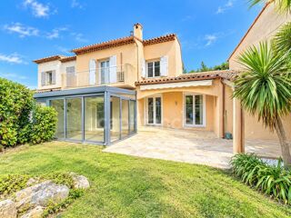 Vente Maison Maison à vendre 5 pièces MOUGINS (06) Mougins