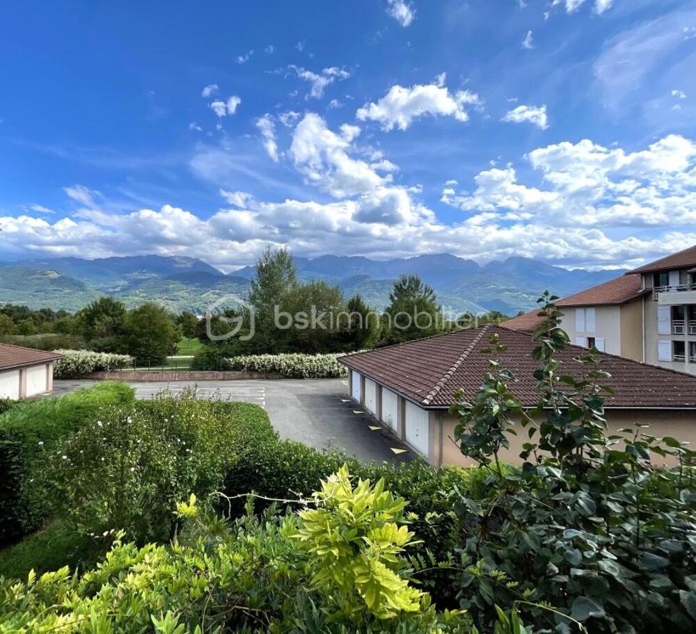 CROLLES - Appartement 74 m² évolutif avec terrasse, garage et stationnement  Vue Belledonne