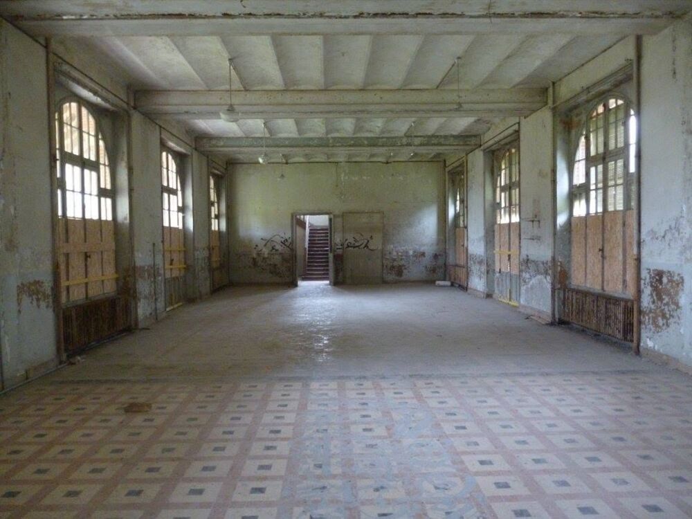 à vendre  Propriété/château Tours (37000)