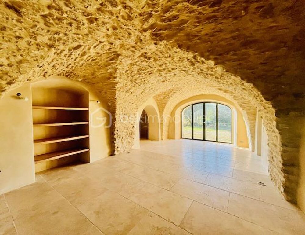 � vendre  Propri�t�/ch�teau M�nerbes (84560)