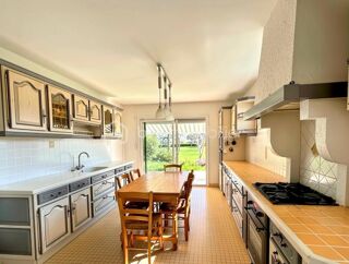  Propriété/château à vendre 6 pièces 157 m²