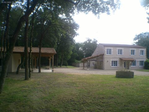   ? ARS Maison en Pierre A Louer 11 Pi�ces ? Maison - 11 pi�ce(s) - 227 m�