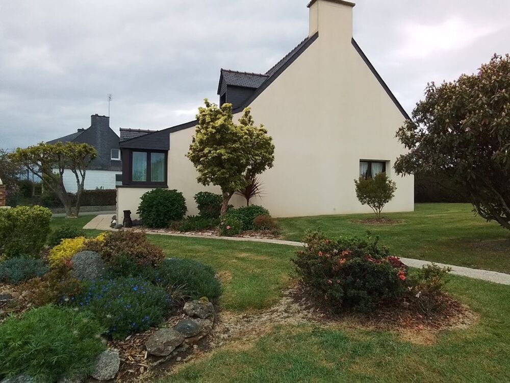 Maison à usage d'habitation exposée sud: 106 m2 à la campagne avec jardin, prairie et dépendances à 1h des plages de Concarneau