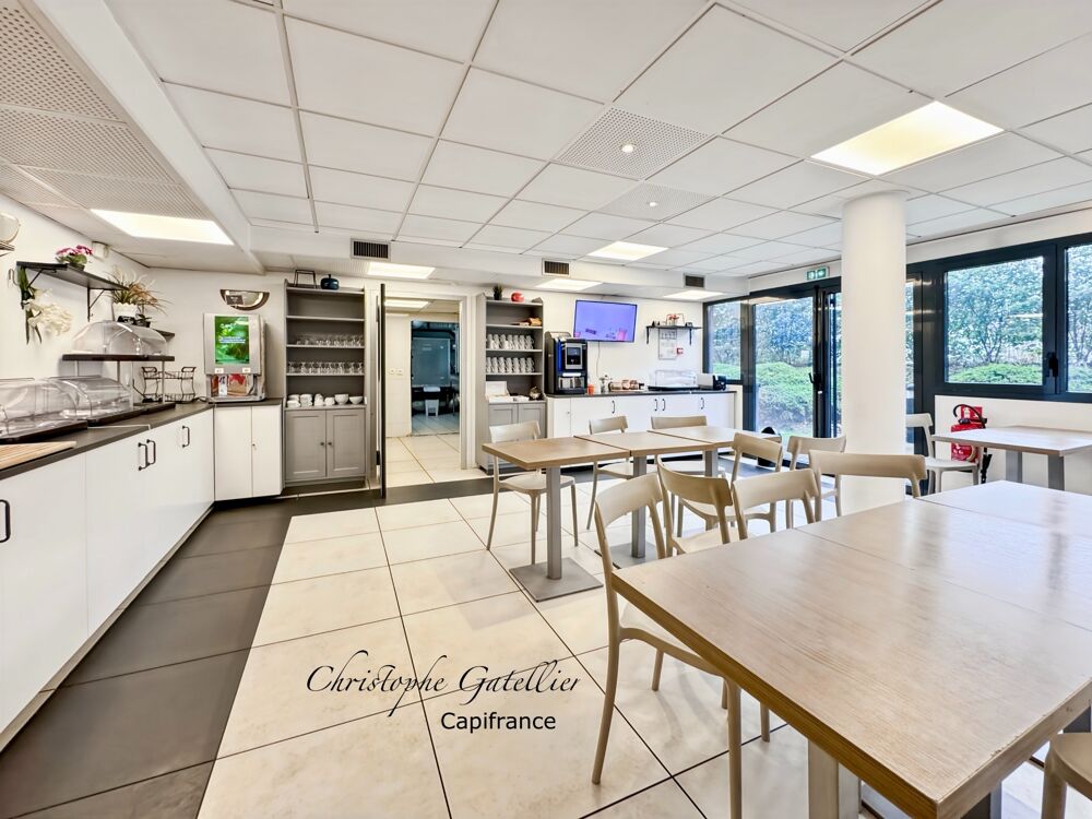 Investissement LMNP sécurisé  Grand appartement 2 chambres en résidence daffaires - Bail commercial jusqu'en 2032  Loyer gar