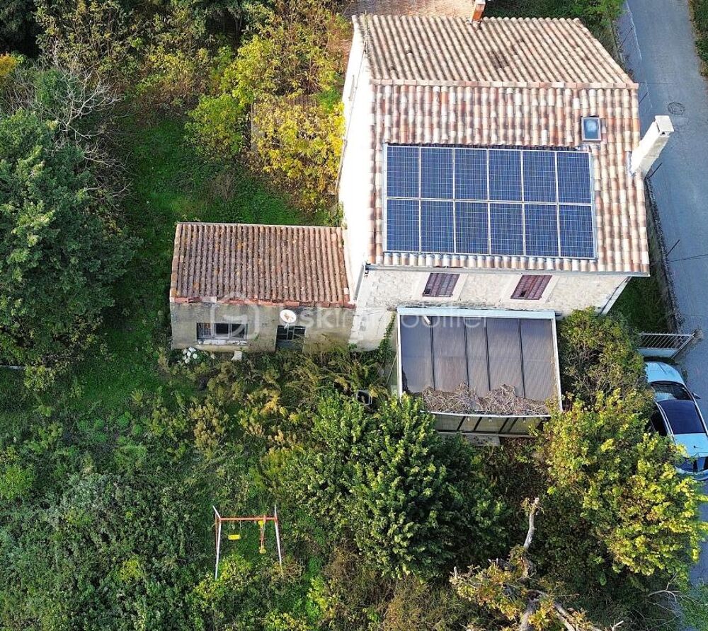 A vendre maison avec un jardin et 2 places de parking sur Vernègues