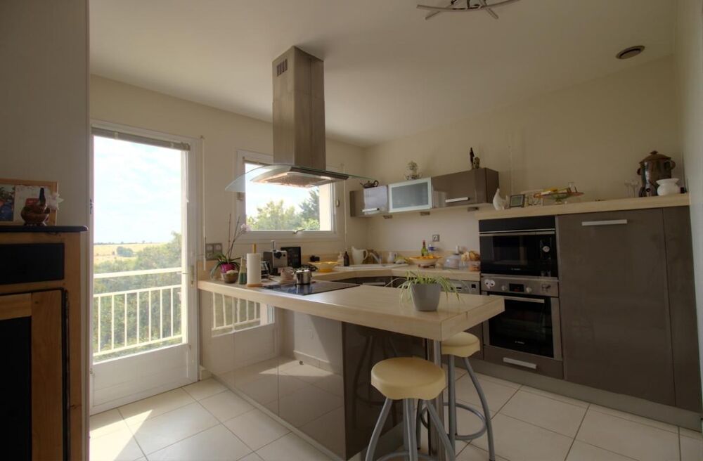 Maison Sainte Ouenne 6 pièce(s) 120 m2