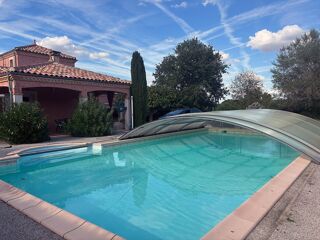 Vente Maison MAISON FAMILIALE AVEC PISCINE ET JARDIN DANS UN ENVIRONNEMENT RESIDENTIEL Peyrole