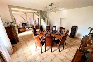  Propri�t�/ch�teau � vendre 7 pi�ces 273 m�