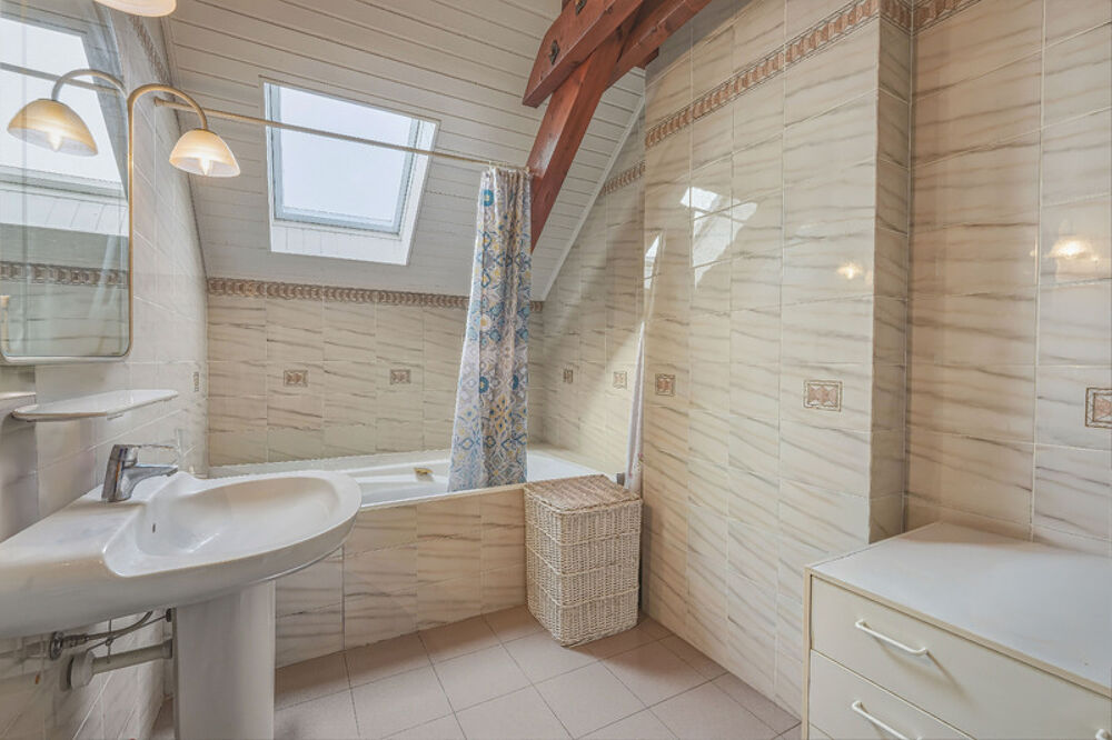  vendre  Maison Prvessin-Mons (01280)