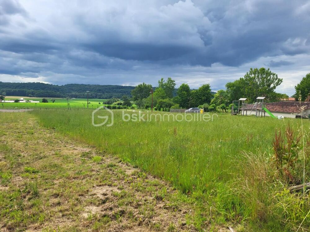 Vente Terrain Terrain viabilisé de 1335 m² proche Barcelone-du-GERS Barcelonne du gers