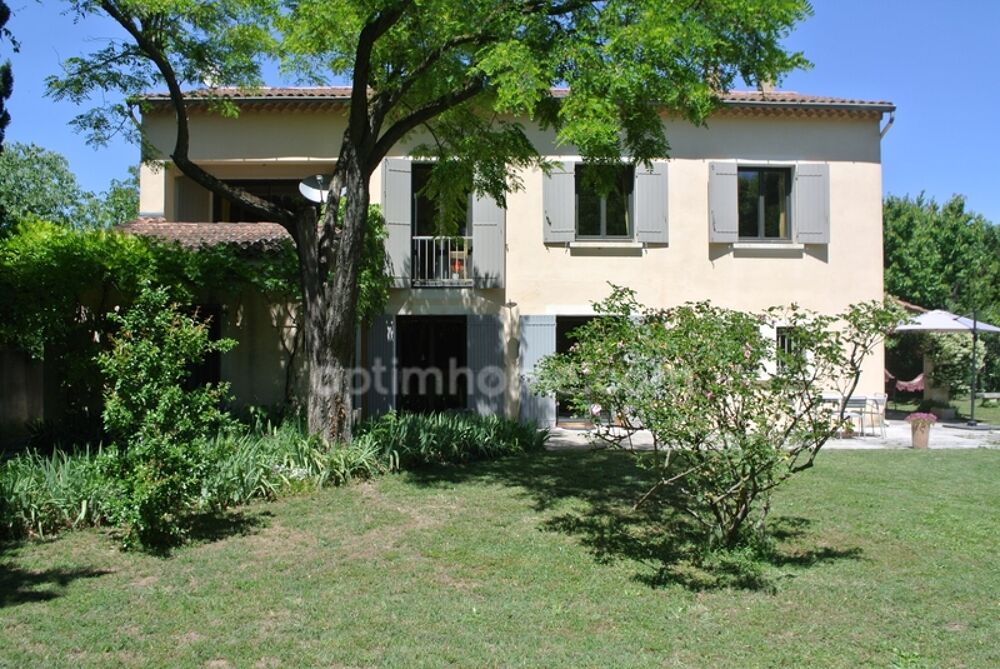 Maison à pied du centre de SAINT REMY DE PROVENCE