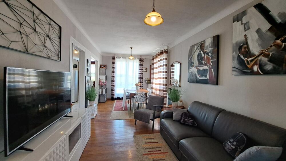 Vente Maison Maison 140m² Le Mesnil Saint Denis Le mesnil saint denis