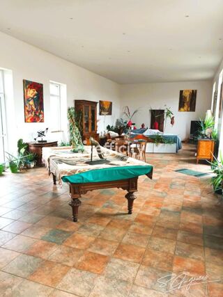  Maison � vendre 7 pi�ces 273 m�