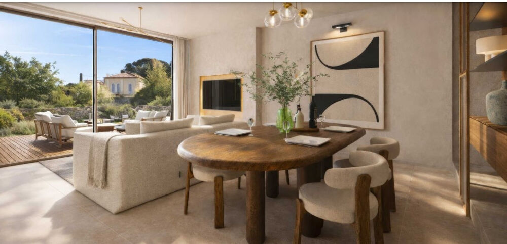 au coeur de Saint-Tropez, 83990 ,Appart T5 , dernier étage ,de 171,66 m2 ,Terrasse de Plus de 30m2