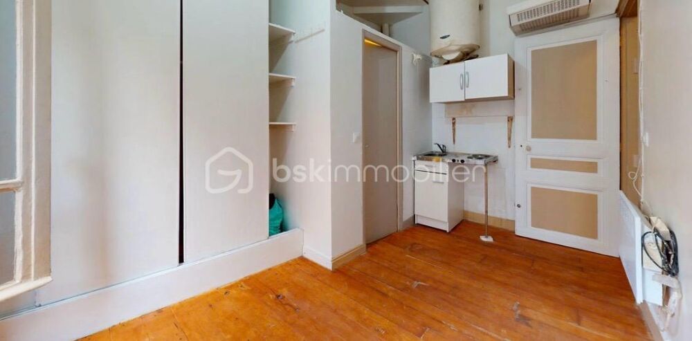 Appartement 2 pièces 23m2 Proche métro HOCHE