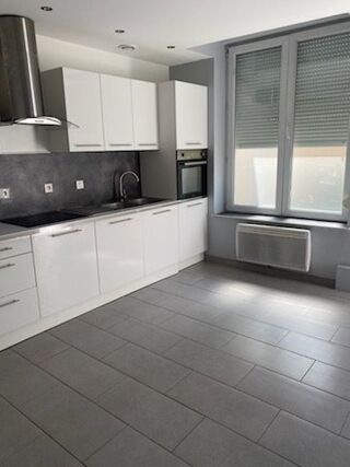  Maison à louer 3 pièces 65 m²