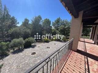  Maison � vendre 9 pi�ces 258 m�