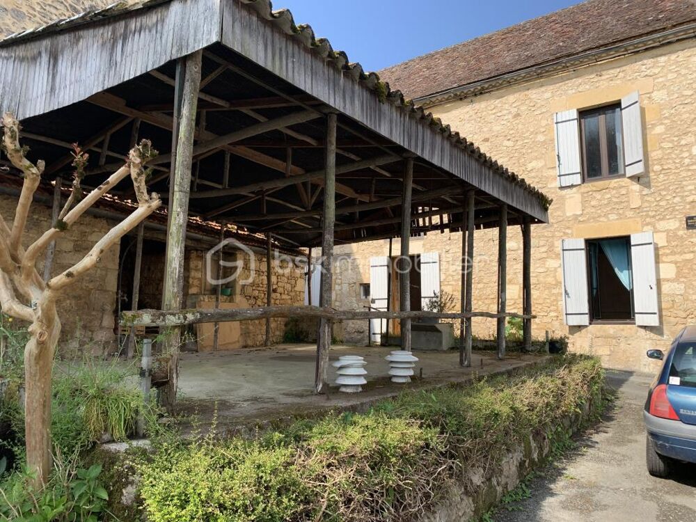 Belle maison de bourg en pierre