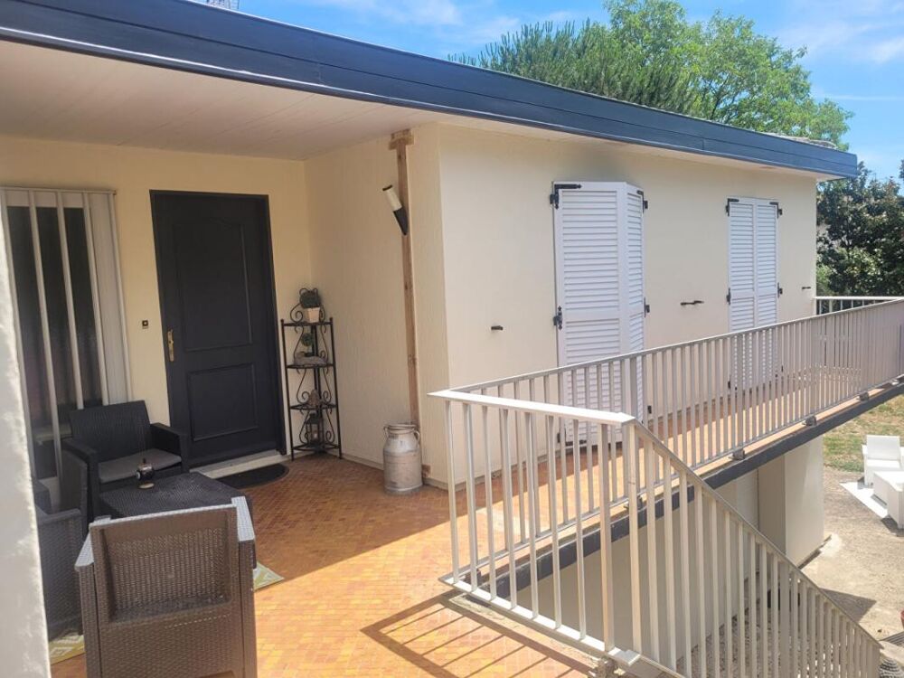 Maison Fontenay Le Comte 10 pièce(s) 208 m2