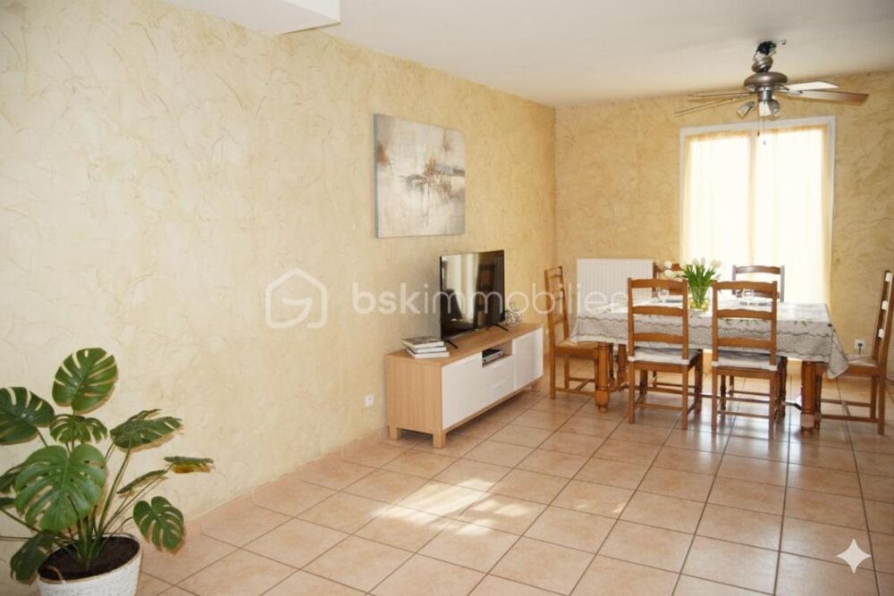 Vente Maison Maison - 5 Pièces environ - 93 m2 Villeneuve saint germain