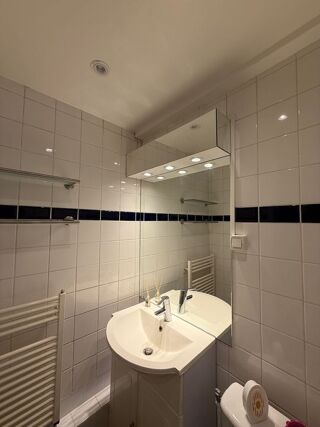  Appartement à louer 1 pièce 24 m²