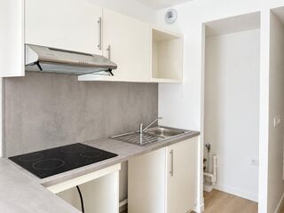  Appartement à louer 2 pièces 34 m²