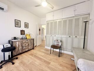 Vente Appartement NICE RIQUIER – 3 PIECES de 65 m² – HABITATION OU PROFESSION LIBÉRALE - CAVE Nice