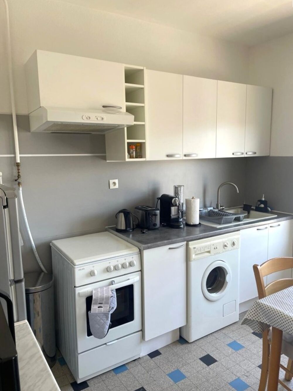 Location Appartement Studio meublé avec balcon à GRENOBLE Grenoble