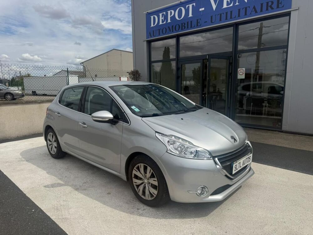 208 1.6 HDI 90CH ALLURE GARANTIE 6 MOIS / REPRISE POSSIBLE 2015 occasion 36300 Le Blanc