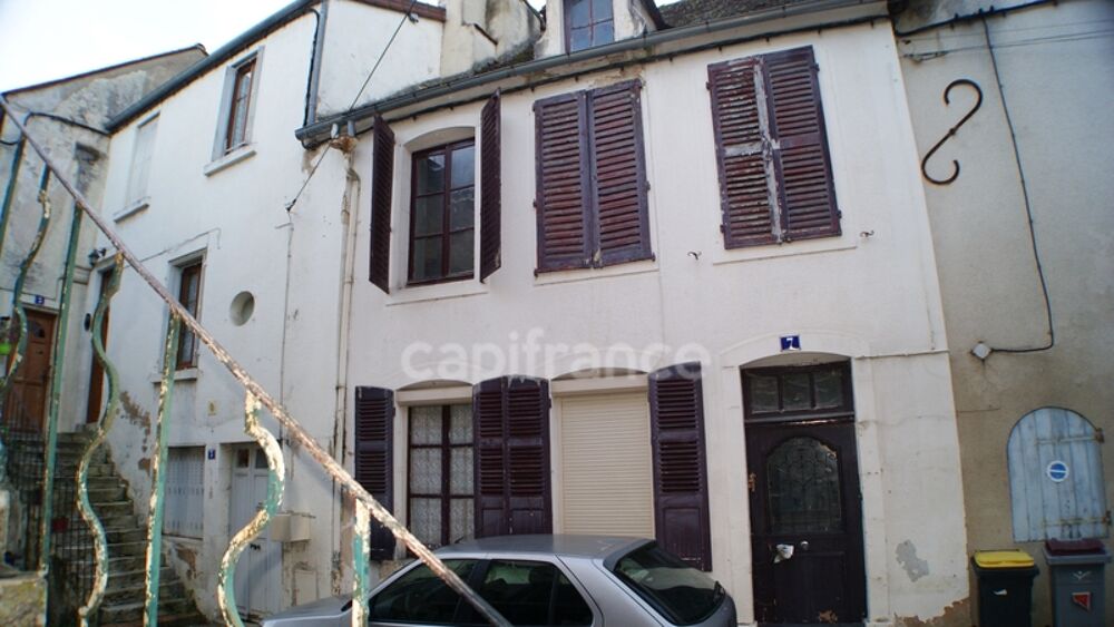 ? Maison en pierre à rénover  plein coeur du centre historique de Montbard