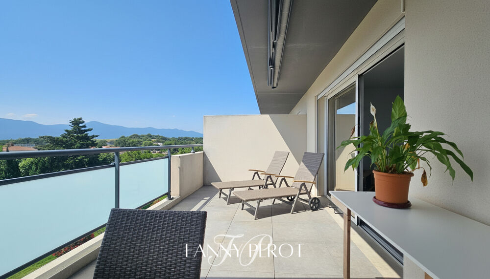 Appartement Saint Cyprien 4 pièces 98 m2 avec terrasses et garage