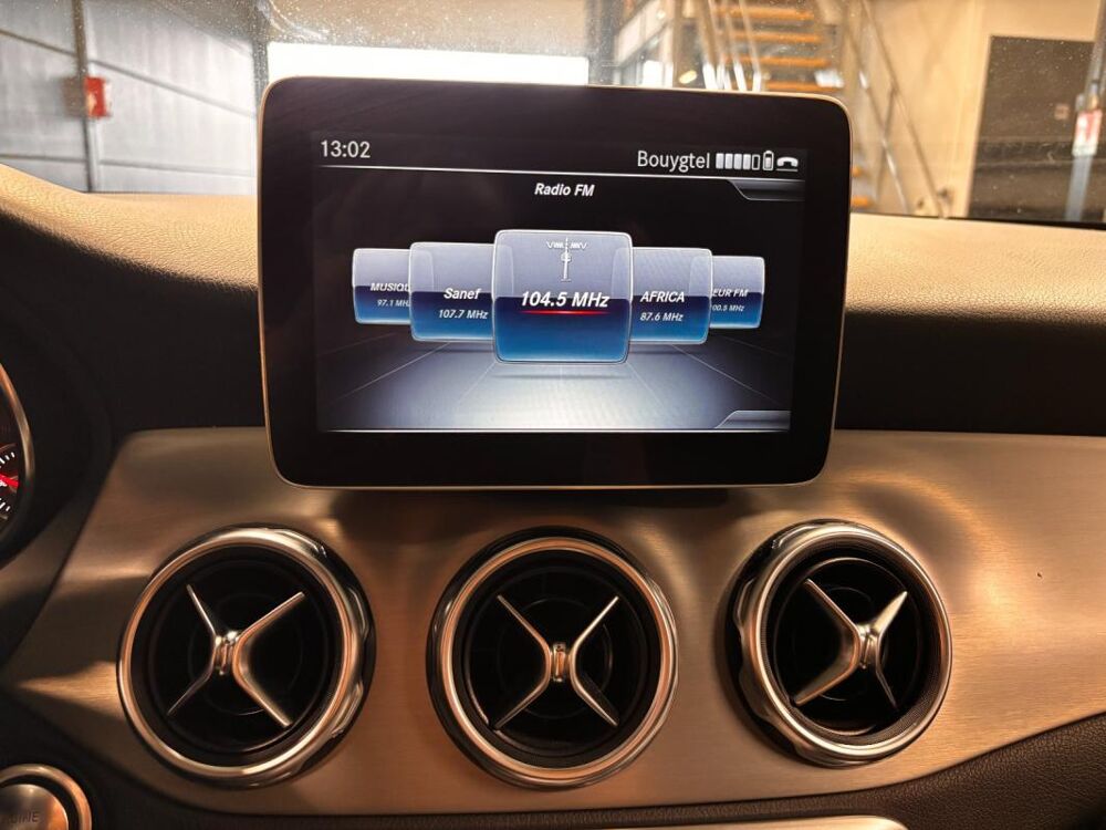 Classe GLA 200 d 7-G DCT Fascination PACK AMG 2018 occasion 78200 Mantes La Jolie