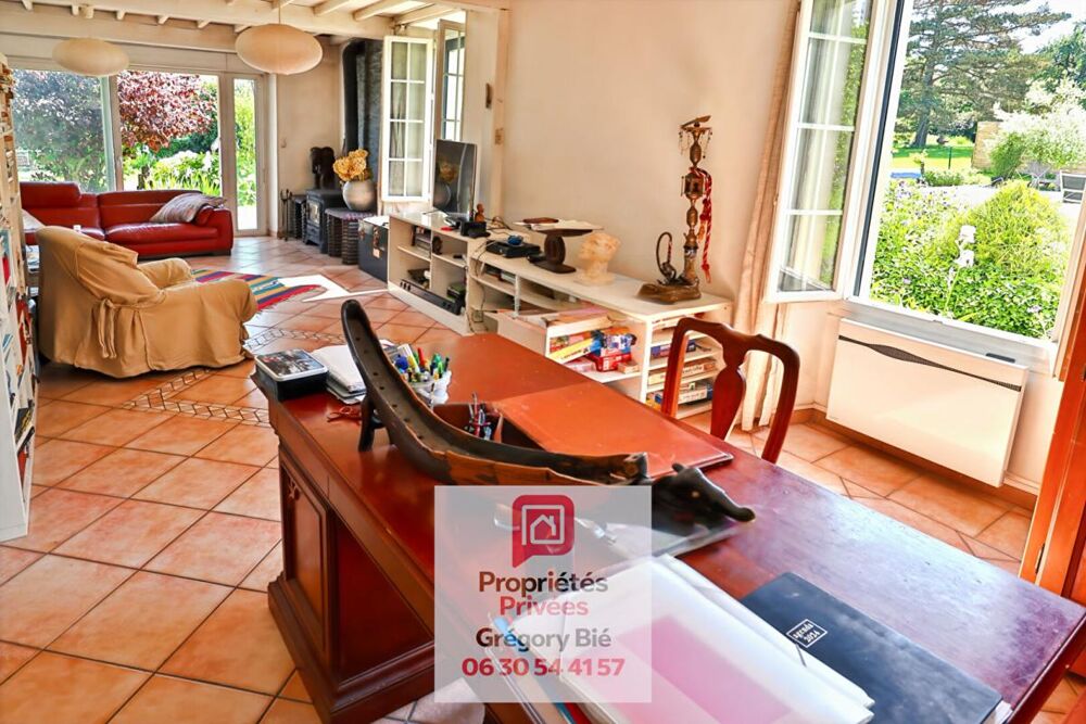 Maison de maître 7 pièce(s) 241 m2