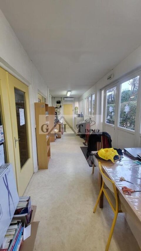 Atelier 70 m&sup2;  louer  1170 �/HC/MOIS 1200 94700 Maisons alfort