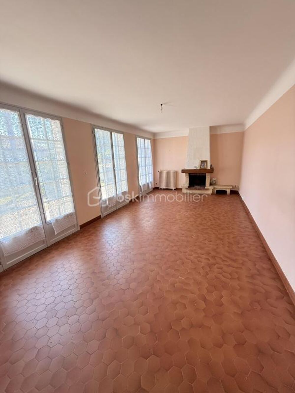Maison 3 chambres sur terrain clos de 790 m² - Habitable immédiatement