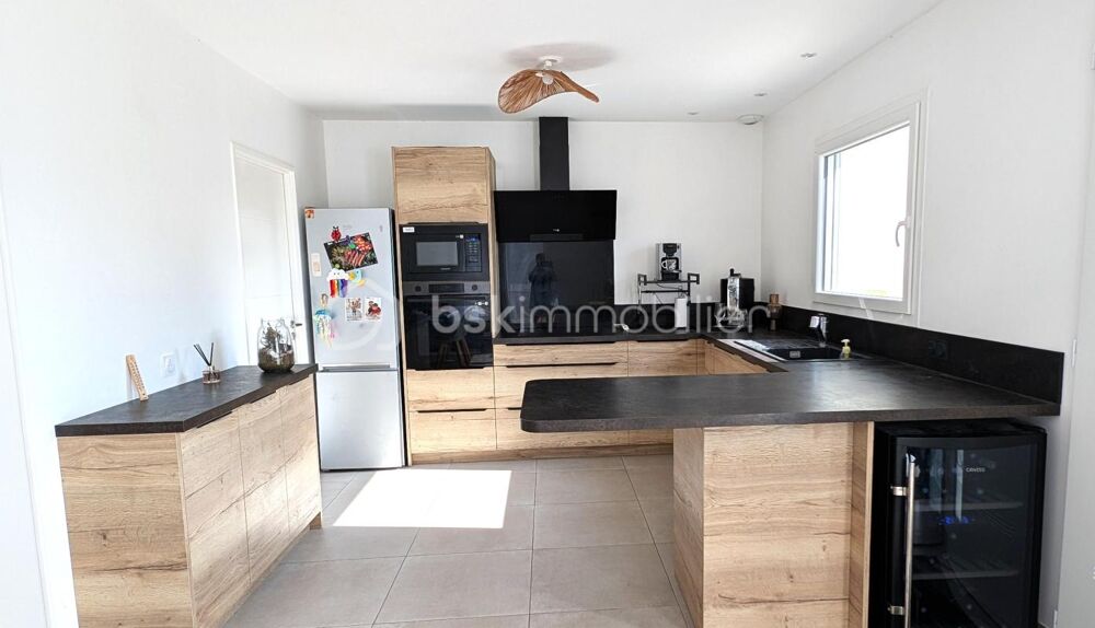 EXCLUSIVITE // VILLA RECENTE DE PLAIN PIED // LES ORS // GARAGE
