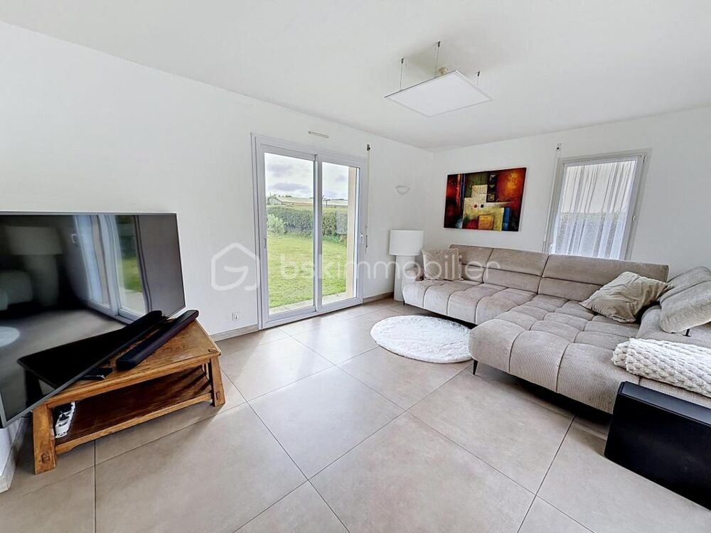 Maison familiale 118 m² avec vie de plain-pied et piscine