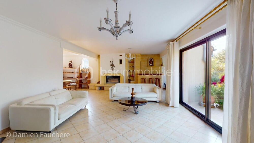 � vendre  Propri�t�/ch�teau Milly-la-For�t (91490)