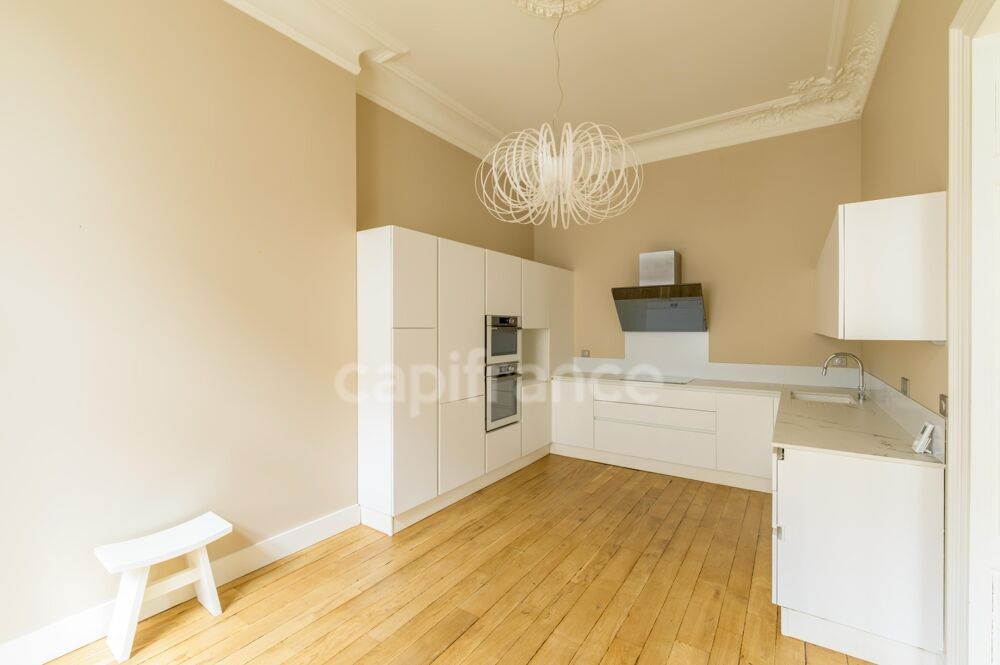 Vente Appartement A Vendre BORDEAUX Jardin Public Chartrons Appartement  3/ 4 dans immeuble pierre avec balcon (33) Bordeaux