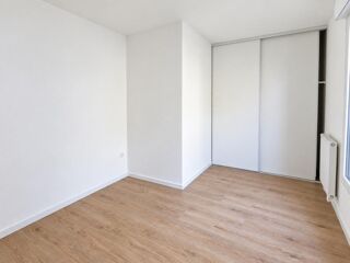  Appartement à louer 2 pièces 42 m²